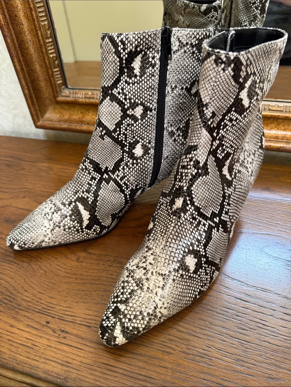 Steve Madden new without